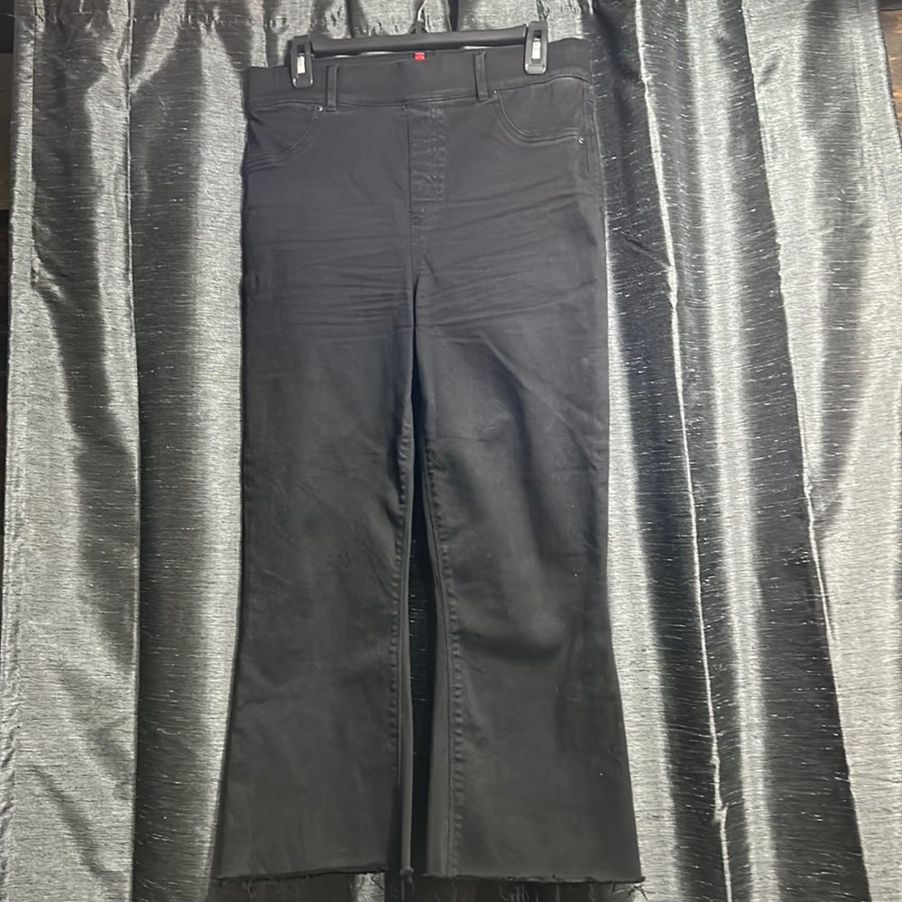 ⚠️ Closet Clean Out SPANX Black Ankle & Cropped Jeans
